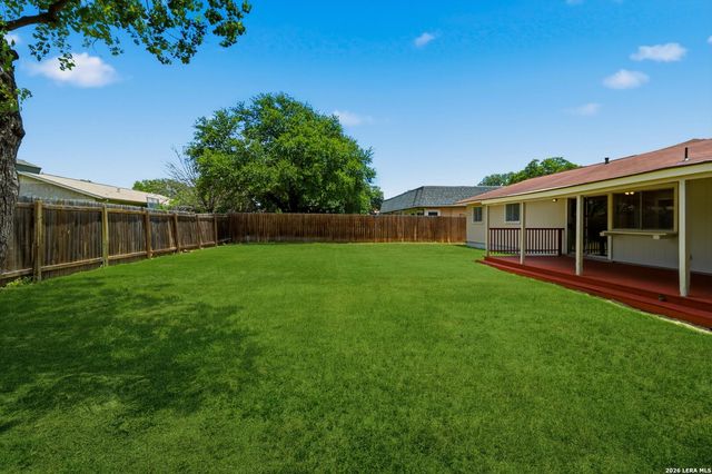 6835 TWIN LAKE DR, San Antonio, TX 78244