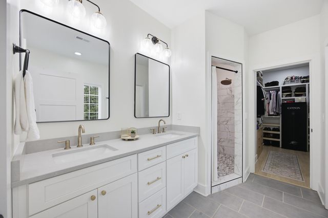 6514 Flagstone Drive, Ooltewah, TN 37363