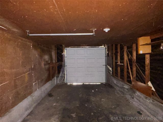 805 N Ash Avenue, Sand Springs, OK 74063