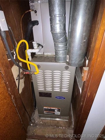 805 N Ash Avenue, Sand Springs, OK 74063