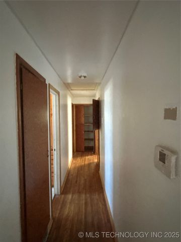 805 N Ash Avenue, Sand Springs, OK 74063