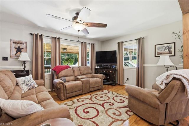 433 Belvue Drive, Mount Airy, NC 27030