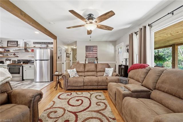 433 Belvue Drive, Mount Airy, NC 27030