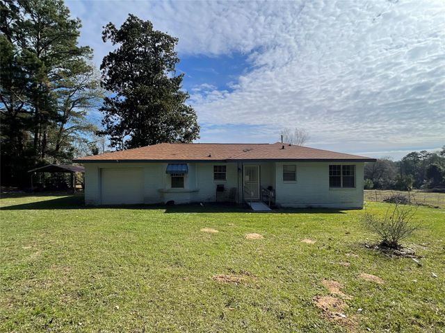 490 Cemetery Road, Coldspring, TX 77331