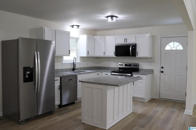 402 ADAMS AVENUE W, Oneonta, AL 35121