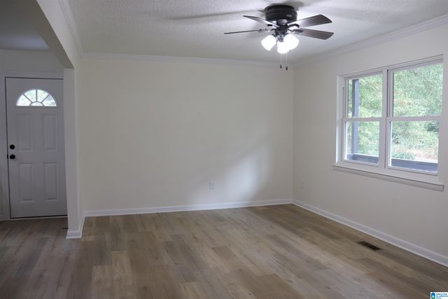 402 ADAMS AVENUE W, Oneonta, AL 35121