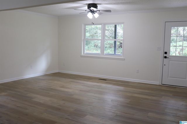 402 ADAMS AVENUE W, Oneonta, AL 35121