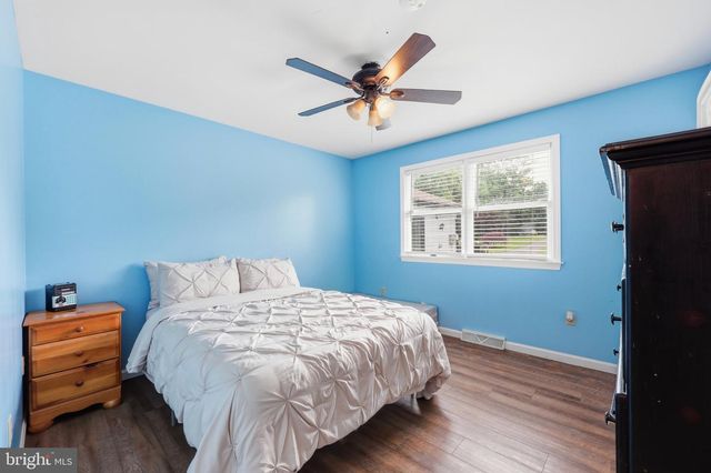 87 FIELDSTONE DR, Bunker Hill, WV 25413