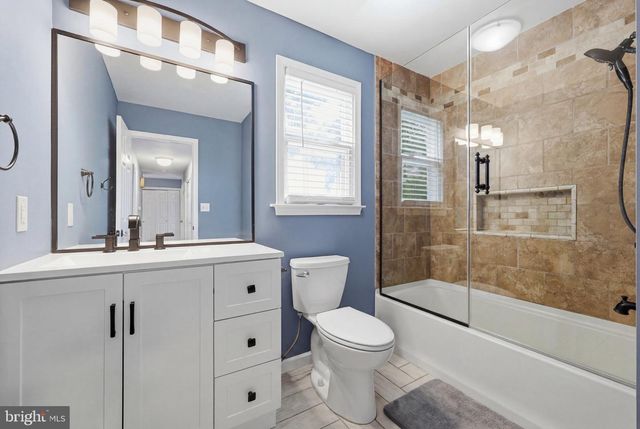 87 FIELDSTONE DR, Bunker Hill, WV 25413
