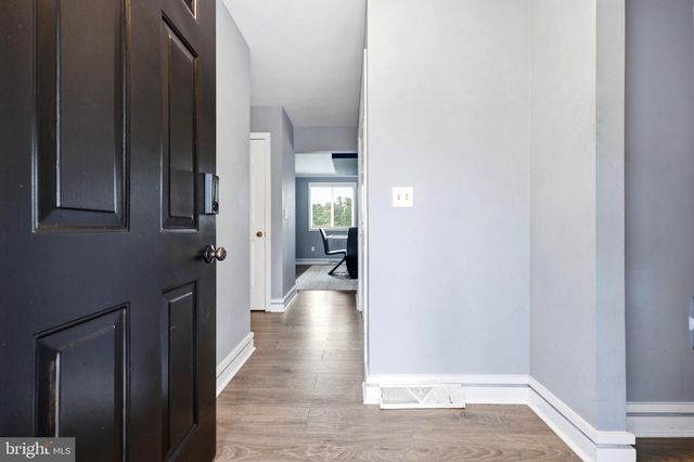 87 FIELDSTONE DR, Bunker Hill, WV 25413