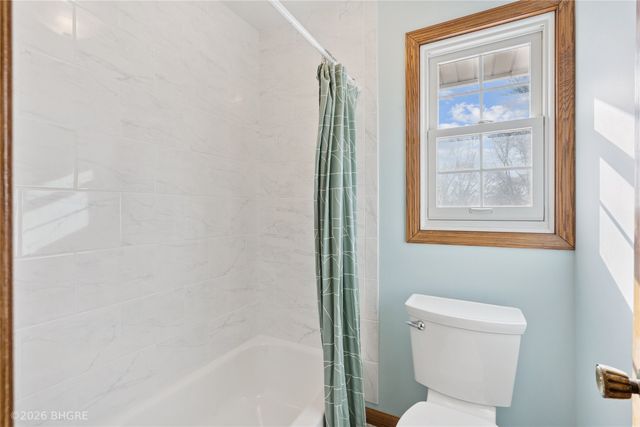 4325 98th Street, Urbandale, IA 50322