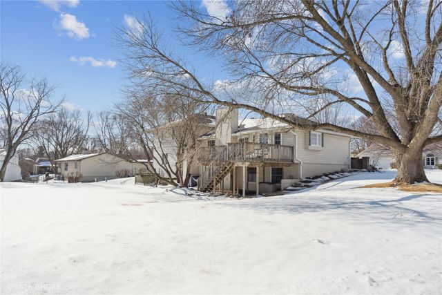 4325 98th Street, Urbandale, IA 50322