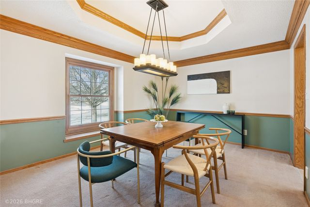 4325 98th Street, Urbandale, IA 50322