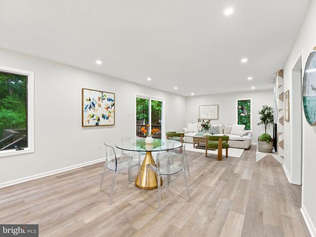 6 ASHBROOKE DR, Voorhees, NJ 08043