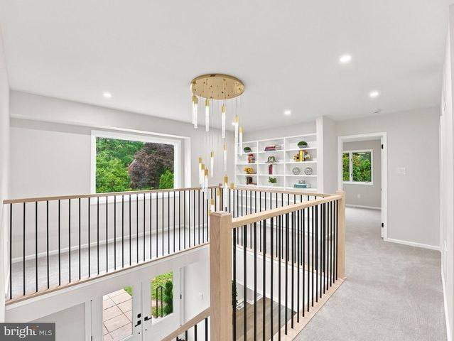 6 ASHBROOKE DR, Voorhees, NJ 08043