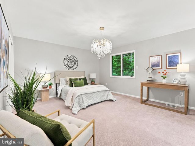 6 ASHBROOKE DR, Voorhees, NJ 08043