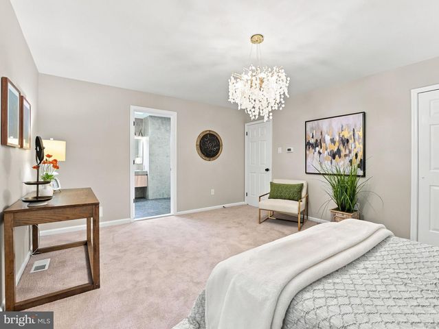 6 ASHBROOKE DR, Voorhees, NJ 08043
