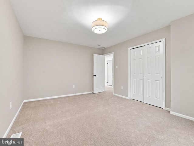6 ASHBROOKE DR, Voorhees, NJ 08043