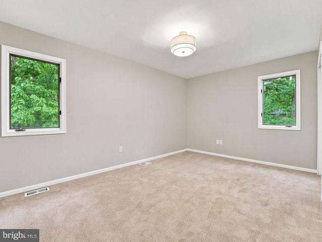6 ASHBROOKE DR, Voorhees, NJ 08043