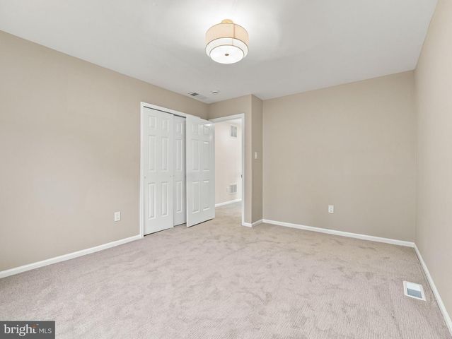 6 ASHBROOKE DR, Voorhees, NJ 08043