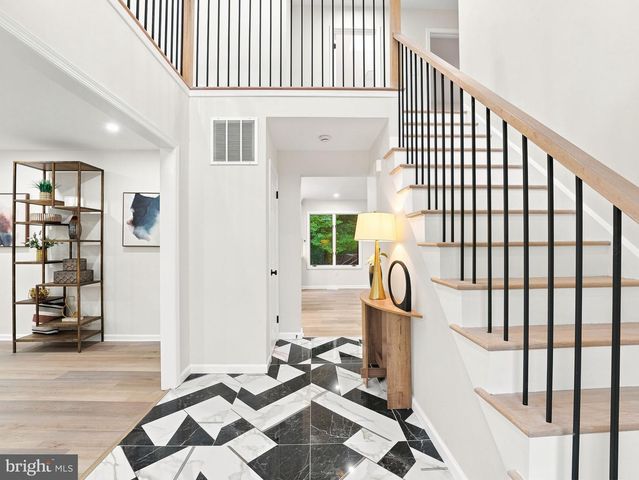 6 ASHBROOKE DR, Voorhees, NJ 08043