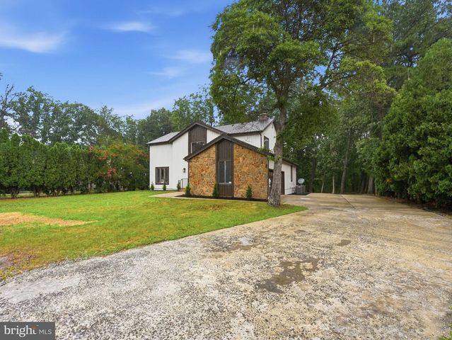 6 ASHBROOKE DR, Voorhees, NJ 08043