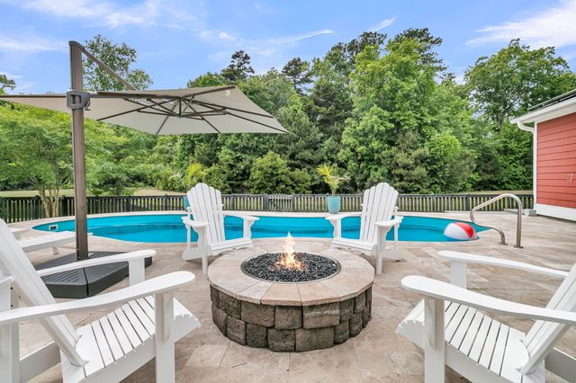 1845 Bermuda Stone Road, Charleston, SC 29414