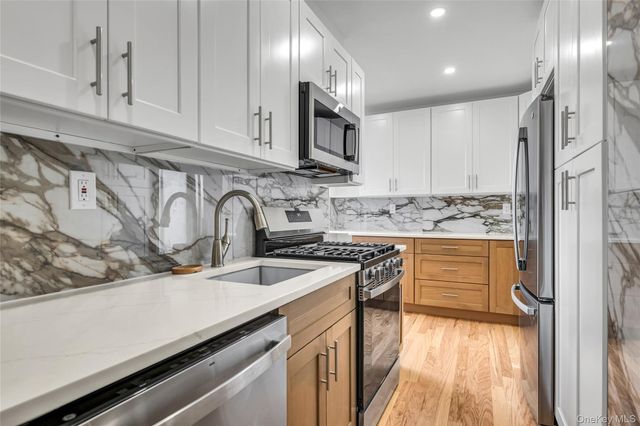 99-32 66th Road 7G, Rego Park, NY 11374