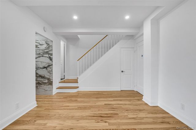 99-32 66th Road 7G, Rego Park, NY 11374