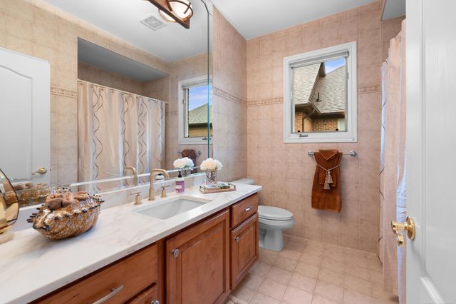 56446 Birkdale Drive, Macomb, MI 48042