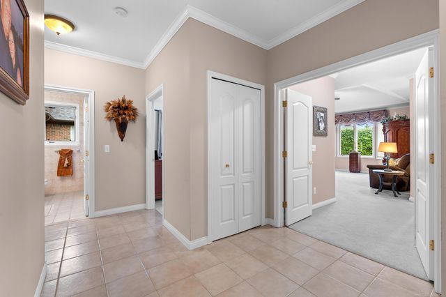 56446 Birkdale Drive, Macomb, MI 48042