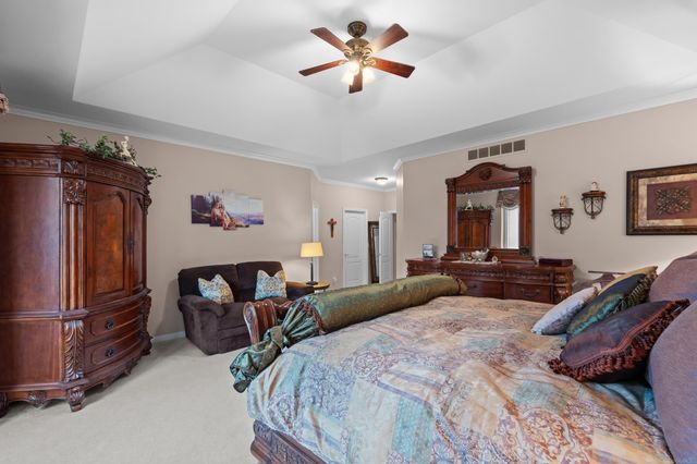 56446 Birkdale Drive, Macomb, MI 48042