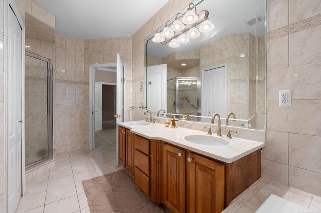 56446 Birkdale Drive, Macomb, MI 48042