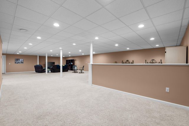 56446 Birkdale Drive, Macomb, MI 48042
