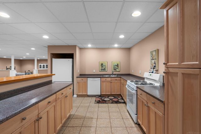 56446 Birkdale Drive, Macomb, MI 48042
