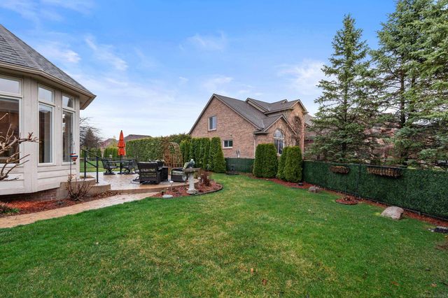 56446 Birkdale Drive, Macomb, MI 48042