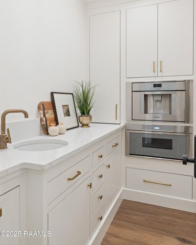 104 Dusty Ridge Drive, Youngsville, LA 70592