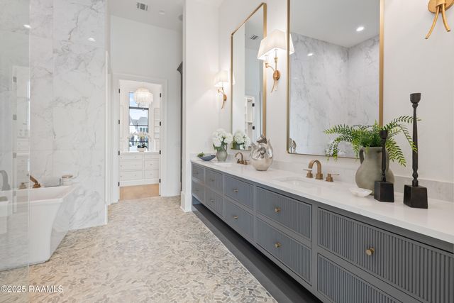 104 Dusty Ridge Drive, Youngsville, LA 70592