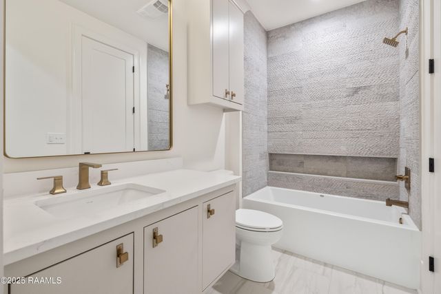 104 Dusty Ridge Drive, Youngsville, LA 70592