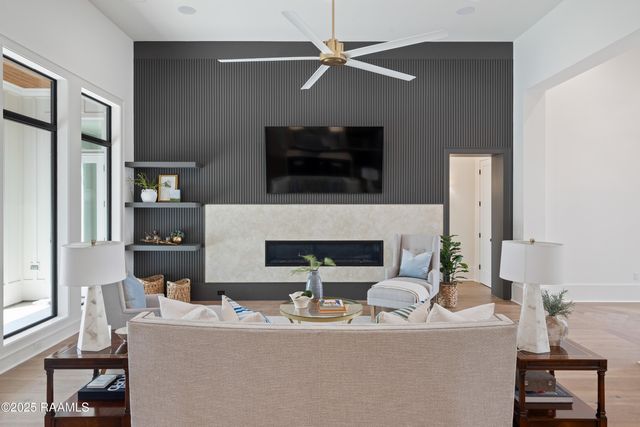 104 Dusty Ridge Drive, Youngsville, LA 70592