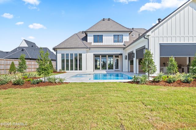 104 Dusty Ridge Drive, Youngsville, LA 70592