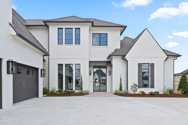 104 Dusty Ridge Drive, Youngsville, LA 70592