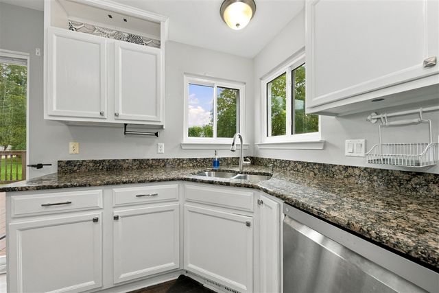 8585 Eral Court, Ypsilanti, MI 48198
