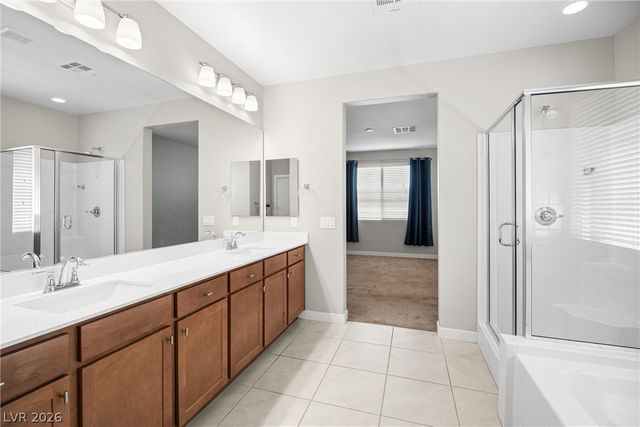 452 Harmony Bay Avenue, Las Vegas, NV 89138