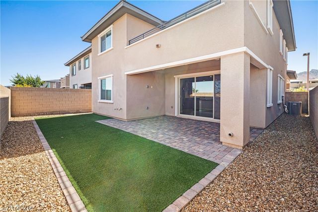 452 Harmony Bay Avenue, Las Vegas, NV 89138