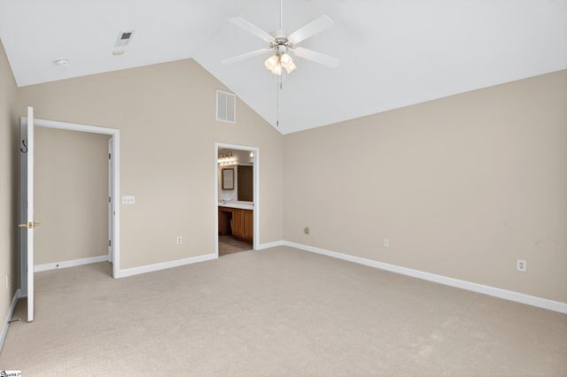 38 Fudora Circle, Simpsonville, SC 29681