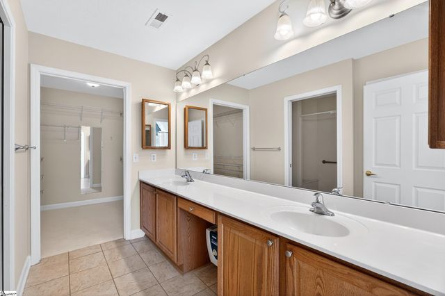 38 Fudora Circle, Simpsonville, SC 29681