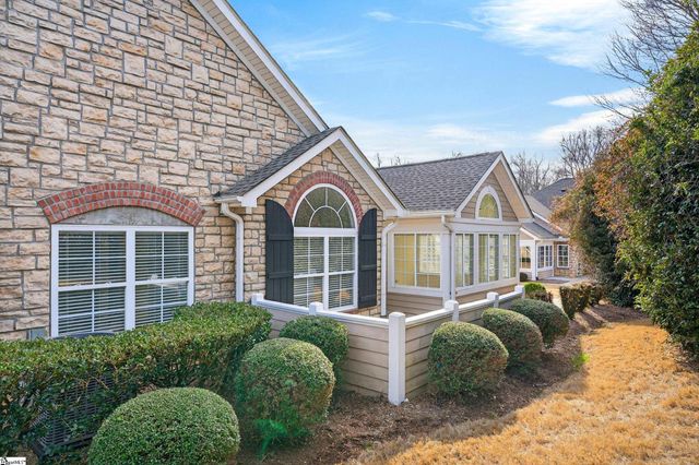 38 Fudora Circle, Simpsonville, SC 29681