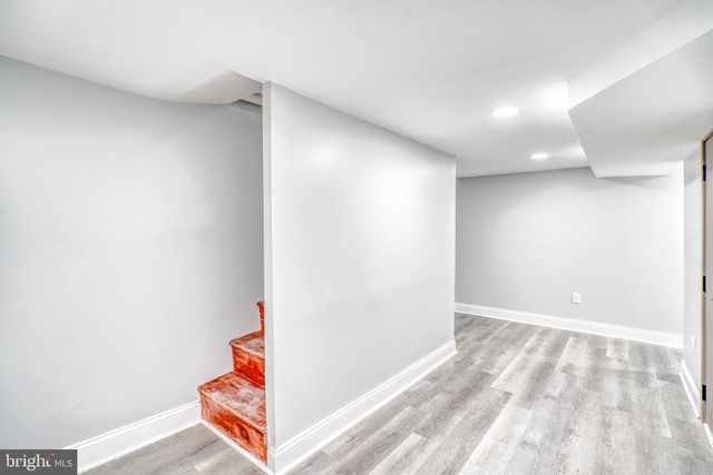 880 GRANITE ST, Philadelphia, PA 19124