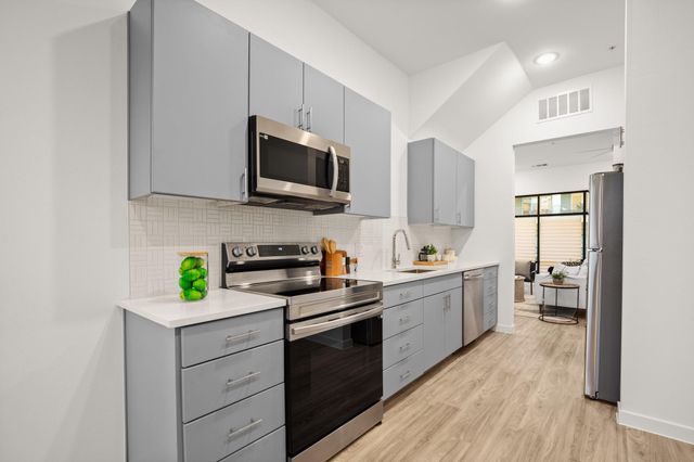 4901 Springdale RD 101, Austin, TX 78723